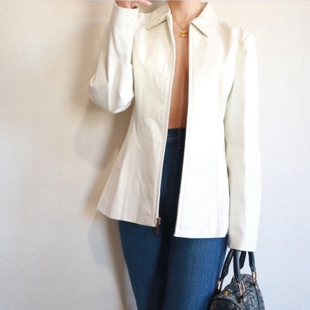 COPY - 90s Vintage White Leather Blazer